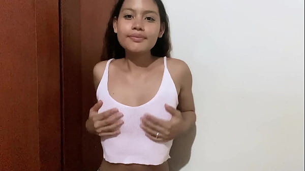 I’m very horny I want cock in my tight pussy